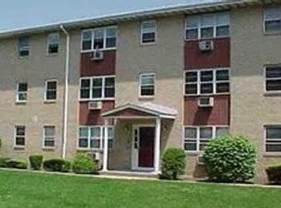 2 Radio Ave, Secaucus, NJ 07094