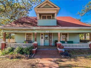 3000 Handley Dr, Fort Worth, TX 76112