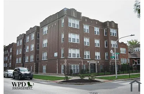 1649 W 78th St #3W Photo 1