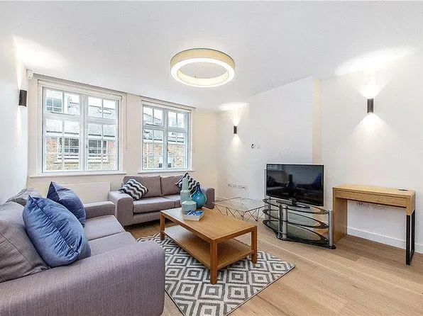 411 on First, 411 1st St #60bc2c92f, Davis, CA 95616