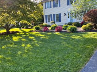 5 Berrywood Rd, Malvern, PA 19355