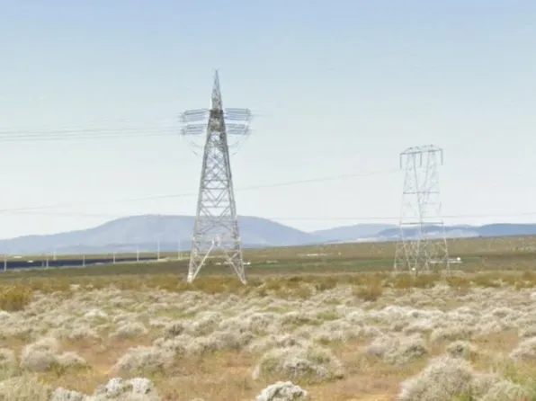 205th Street West N, Rosamond, CA 93560