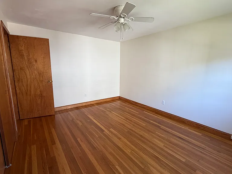 2 Coral St #1 — Photo 16