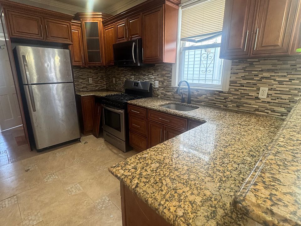 1st image of 41 Randolph Ave #1