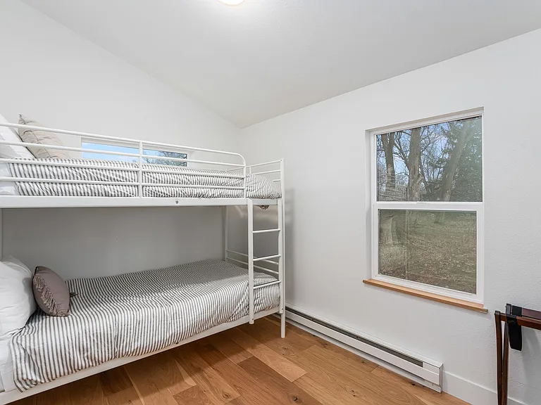 2417 N Overland Trl — Photo 10