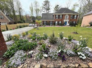 885 Newcastle Dr, Lilburn, GA 30047
