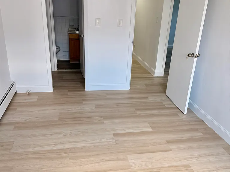 24 E 18th St #2 — Photo 6