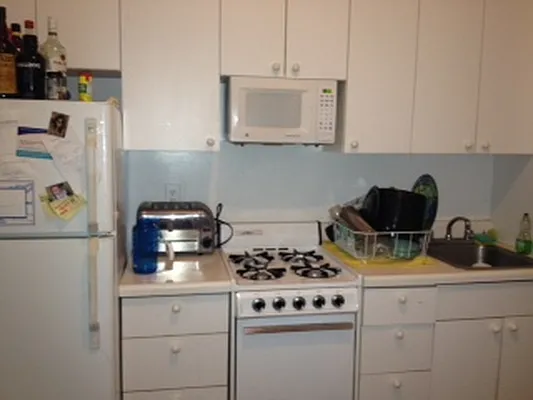 Rented by Cast Iron Real Estate | media 32