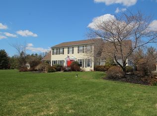 11 Timkak Ln, Pennington, NJ 08534