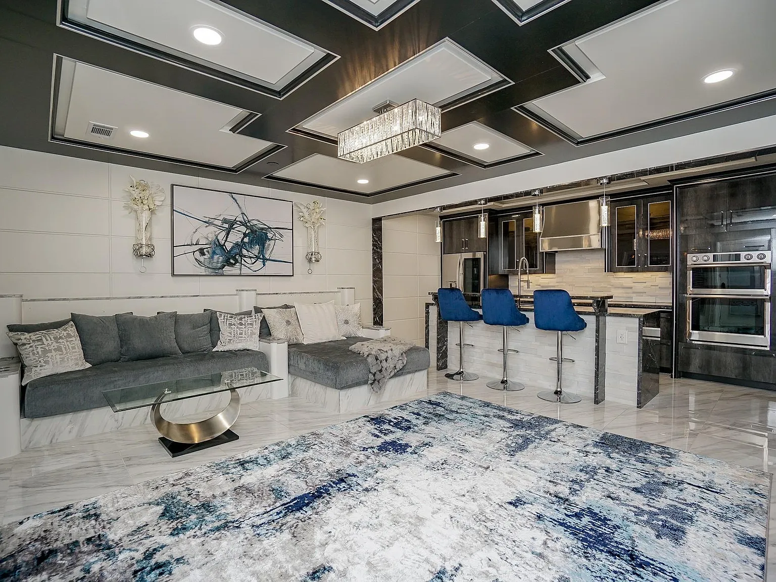1 bed, 1.0 bath, 909 sqft, $3,500 — Photo 2