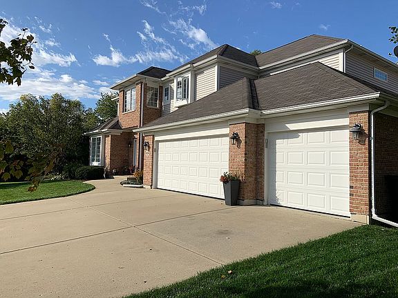 4th image of 904 Deer Path Dr