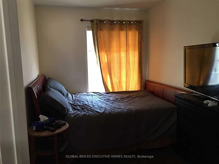 5030 Heatherleigh Ave #161 — Photo 9
