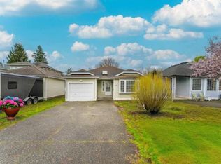 11484 207th St, Maple Ridge, BC V2X1X1