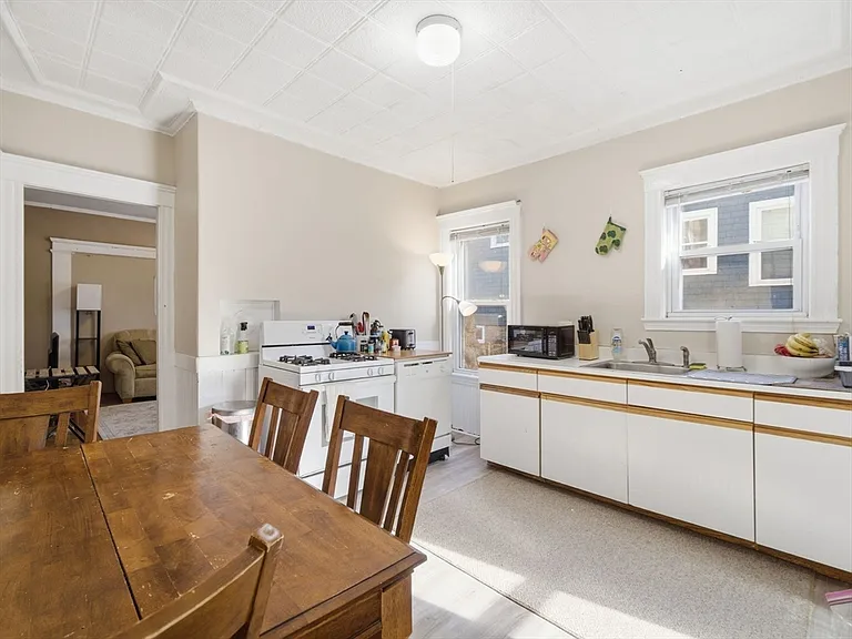 28 Sunset Rd #1 — Photo 6