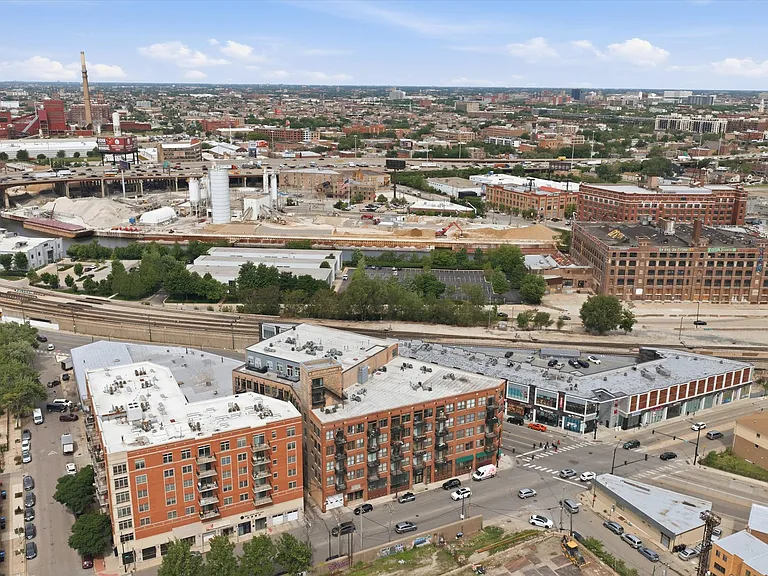 2310 S Canal St #201 — Photo 25