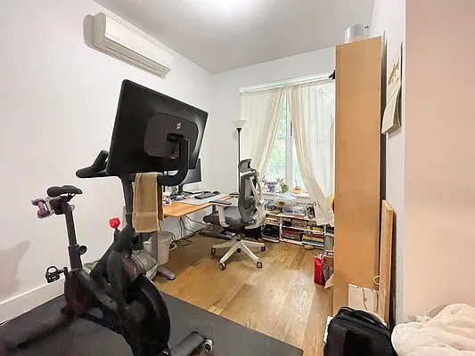 Rented by ERNY LLC | media 10