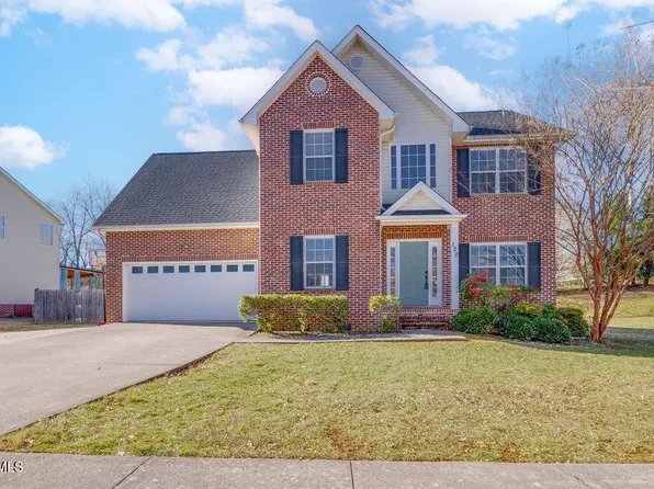 120 Rockingham Meadows Dr, Johnson City, TN 37615