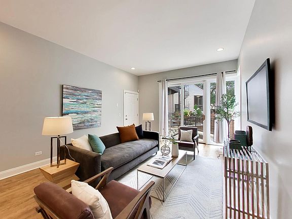 4th image of 1887 N Poe St APT 1R
