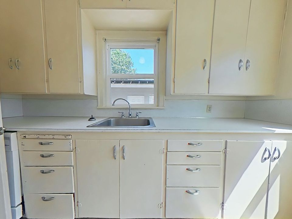 1st image of 2653 NW Harrison Blvd #0