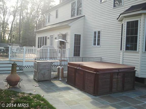 4th image of 8003 Horicon Point Dr