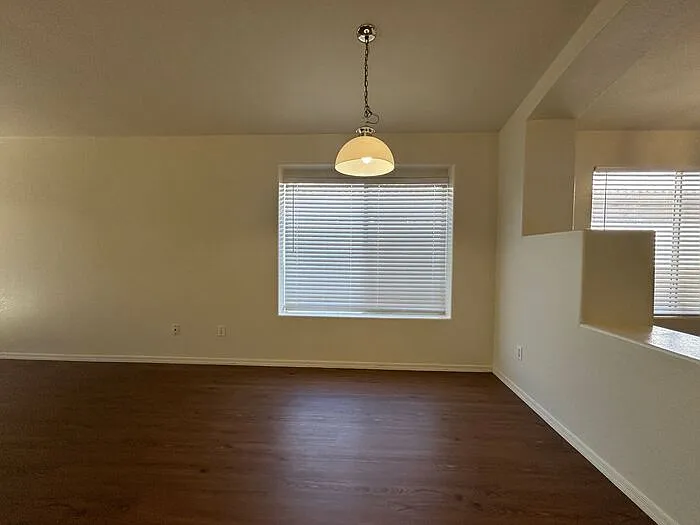 5082 W Buffalo St — Photo 7