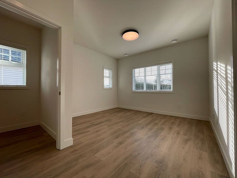 Richmond Townhouse for rent - 3 Bedrooms — photo 12