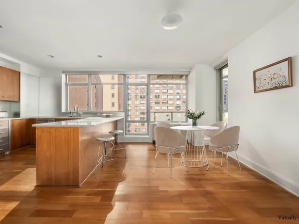 426 West 58th Street image 9 of 21