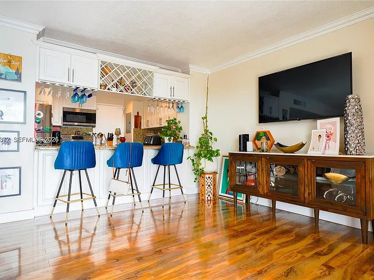 11111 Biscayne Blvd #20E — Photo 24