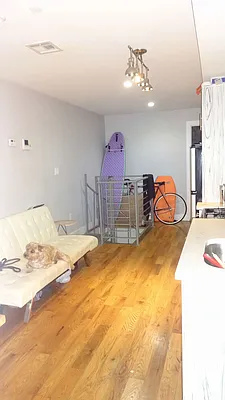 Rented by Grand & Co. | media 44