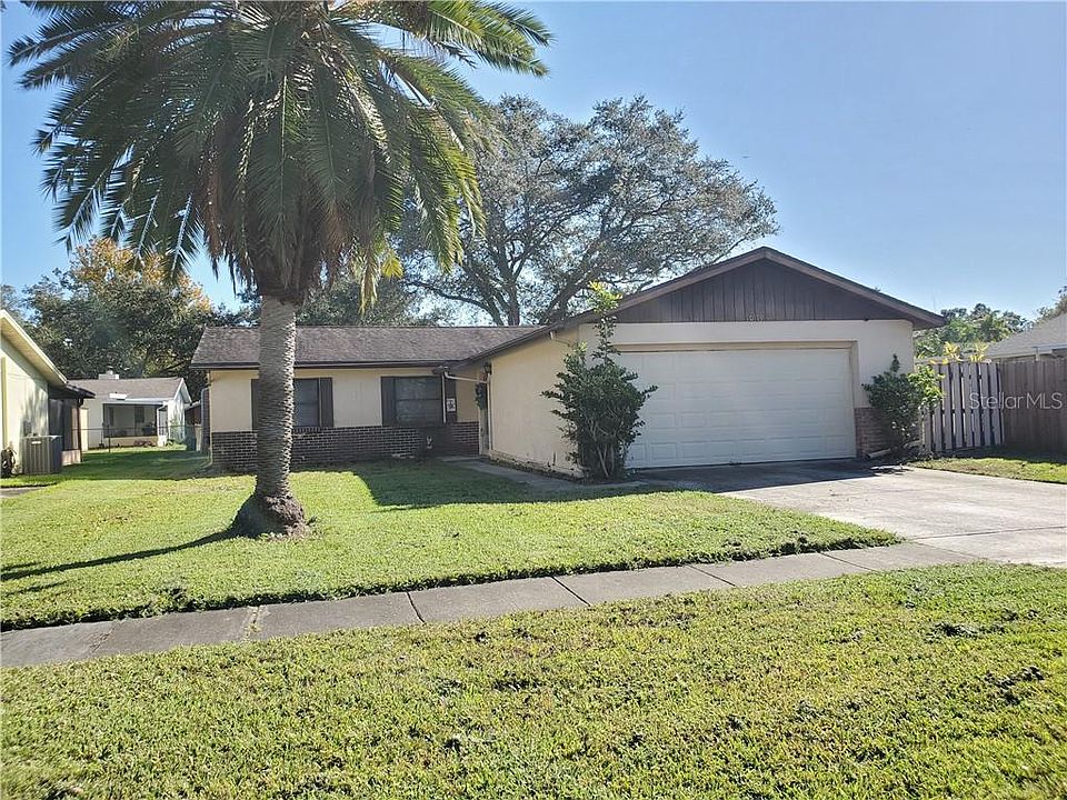 1st image of 10119 64th Ln N