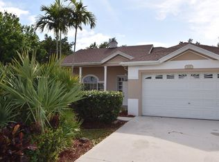 112 Nottingham Rd, Royal Palm Beach, FL 33411