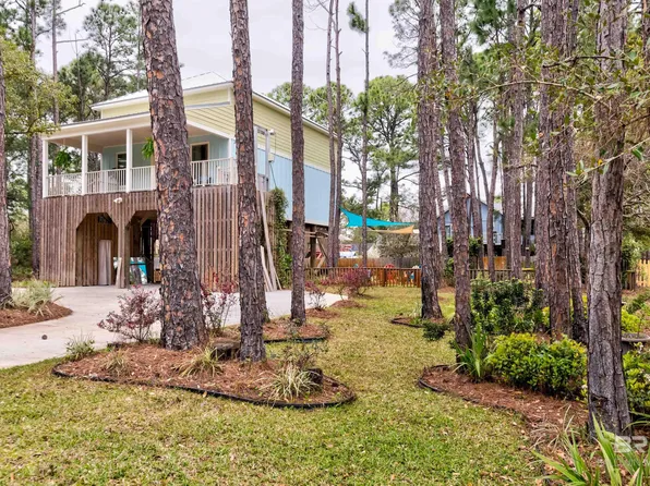 410 Conde Ave, Dauphin Island, AL 36528