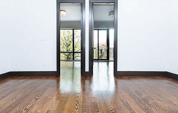 2nd image of 237 Hawthorne St APT 2B