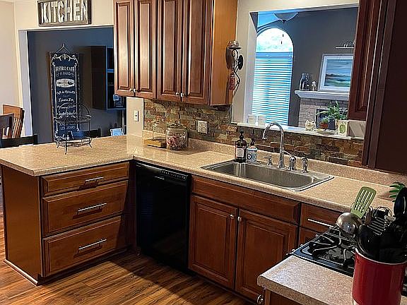 4th image of 1784 Tulip Ln #42