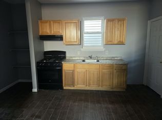 453 S 17th St, Newark, NJ 07103