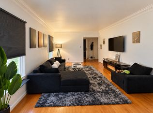 555 N Rossmore Ave #1, Los Angeles, CA 90004