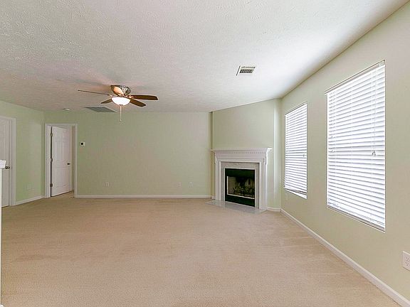 3rd image of 3403 Almar Knot Dr
