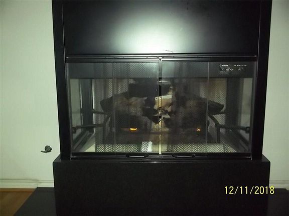 3rd image of 4310 Buena Vista St APT 30