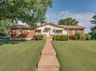 2302 Cornelia Ave, Columbia, TN 38401