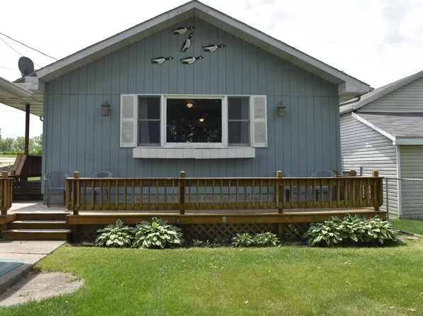 21094 Carlton Ave, Cassopolis, MI 49031