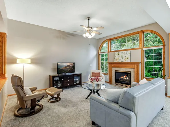 1332 126th Ave NW, Coon Rapids, MN 55448