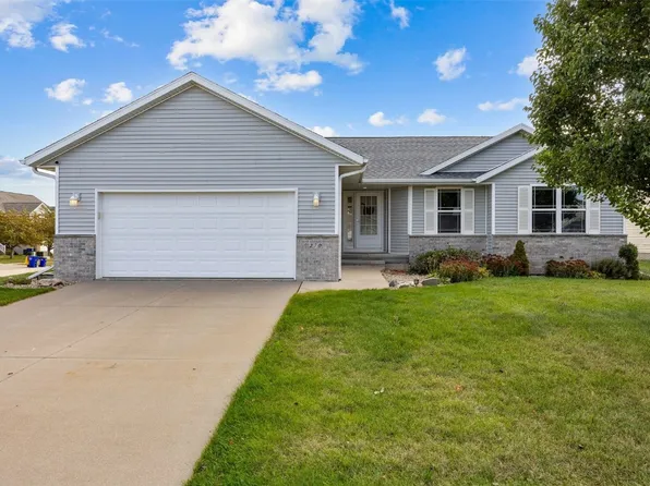 270 N McKenzie Ln, North Liberty, IA 52317