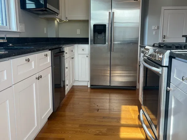 45 Spring St #11, West Roxbury, MA 02132