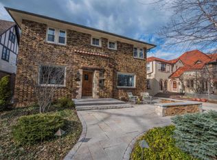1614 E Cumberland Blvd, Whitefish Bay, WI 53211