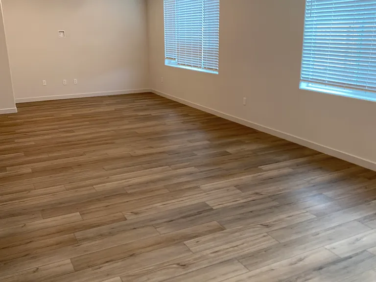 706 Diamond Valley Rd — Photo 5