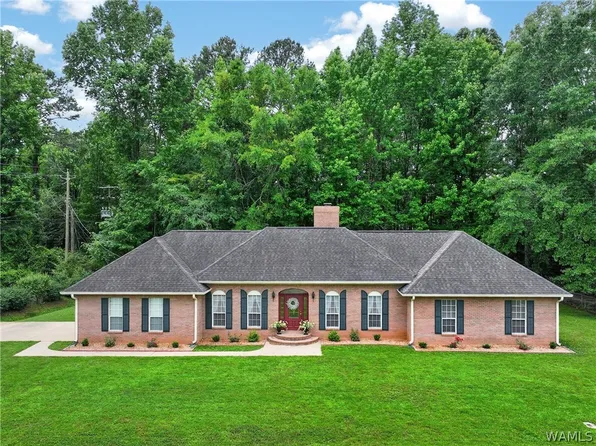 1805 Cone St NW, Fayette, AL 35555