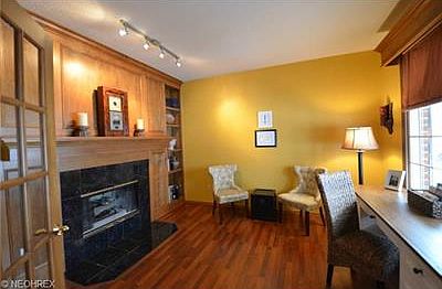 3rd image of 36202 Falcon Crest Ave