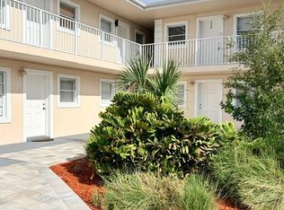 1328 S Patrick Dr APT 11, Satellite Beach, FL 32937