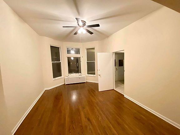 4th image of 616 S Highland Ave