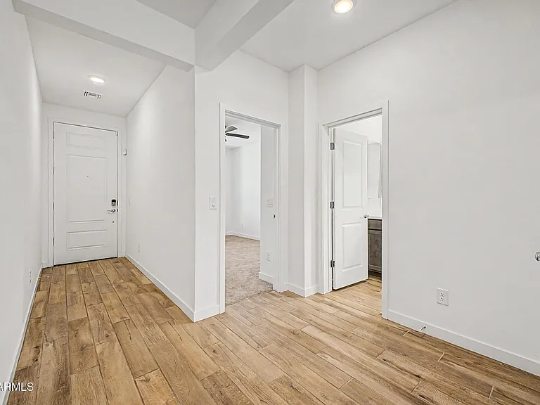 17057 W Molly Ln — Photo 7